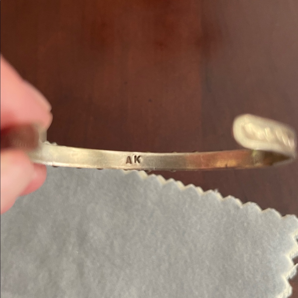 Zuni HandmadeTurquoise and Silver Bracelet - Picture 3 of 6